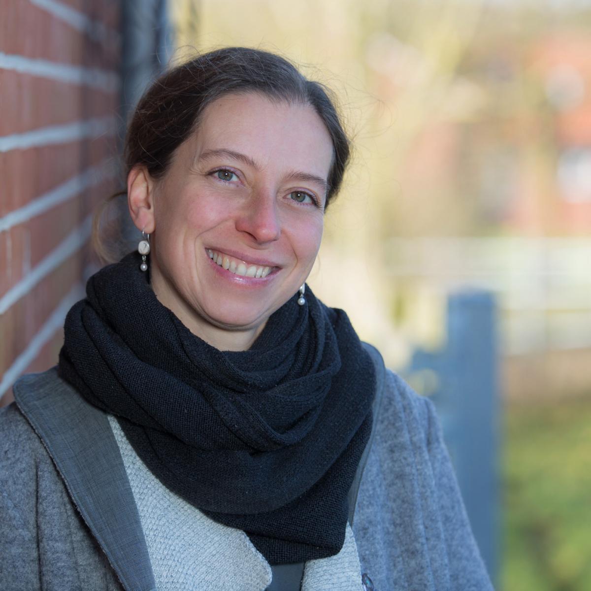 Porträt der Keramikerin Sylvia Ludwig